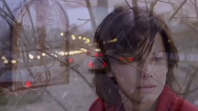 Парень переписывается с девушкой из будущего. #краткийпересказфильма #краткийпересказ #обзорфильма