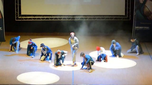 NCT 127 - LIMITLESS DANCE COVER BLAST-OFF смотреть онлайн