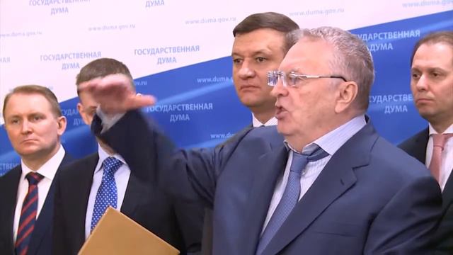 Жириновский-И снова 282 статья бьёт по русским! смотреть онлайн