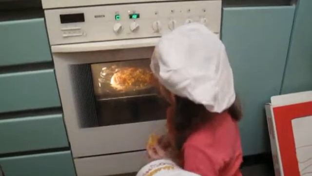 Смотрим как готовится пицца смотреть онлайн