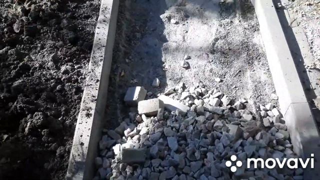 УКЛАДКА БРУСЧАТКИ ПО ТЕХНОЛОГИИ !!! ТРОПИНКА МЕЖДУ ЁЛОК !!! смотреть онлайн