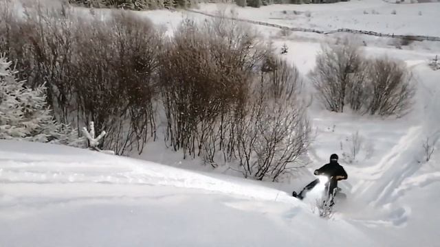 Потоптали немного снег. смотреть онлайн