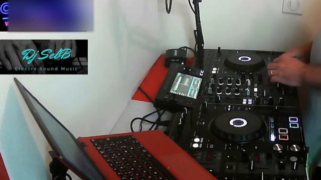 Mix #Funcky_à_ l'ancienne 2 By @DjSebB_officiel смотреть онлайн