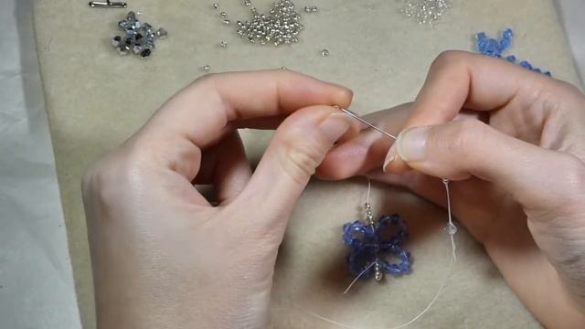 TECHNICAL DIFFICULTIES NO SOUND Butterfly bracelet "Drake" Cabin Fever Beading Challenge Day 3 Sara смотреть онлайн
