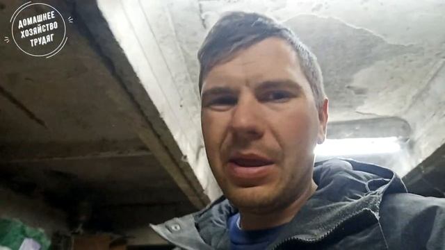 ///У Колюни садятся Батарейки. И всё через это/// смотреть онлайн