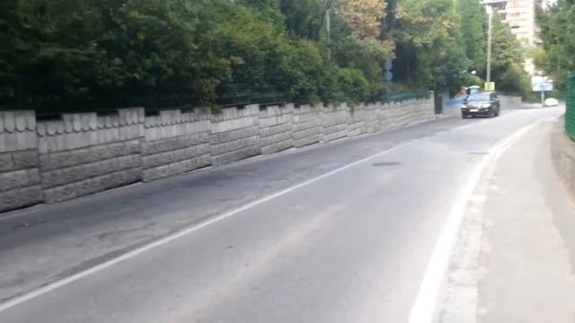 ПЕШКОМ ИЗ ЛИВАДИИ ДО ЯЛТЫ смотреть онлайн