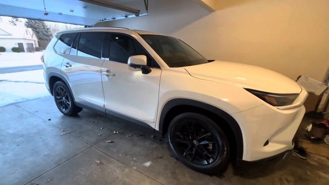 I traded in my Honda Pilot for a 2024 Grand Highlander Hybrid Limited смотреть онлайн