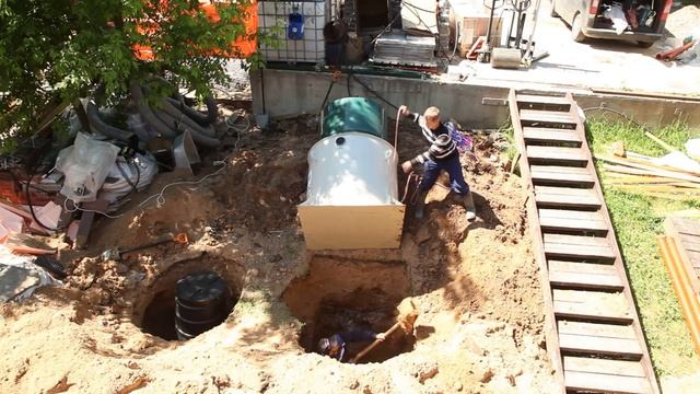 Монтаж ГРИНЛОС Аэро 3 Пр + дренажный колодец + УФ-Блок смотреть онлайн