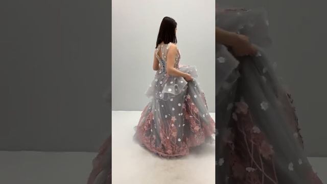 Бальное пышное платье с баской 103259-308708 смотреть онлайн