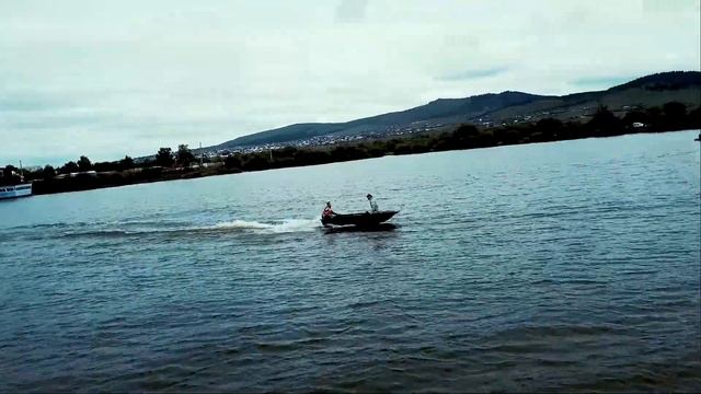 Лодка из ПОЛИЭТИЛЕНА (испытания) смотреть онлайн