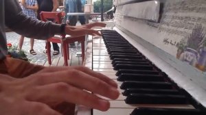 Крутой рок н ролл на пианино