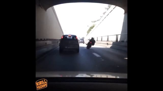 Эндуро против Спортбайков \ Enduro Vs Sportbikes 18+
