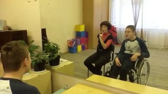 Сулимов Ян- разминка на уроке вокала смотреть онлайн