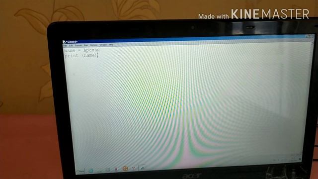 Скачивание и изучение python. Простые команды и переменные. смотреть онлайн