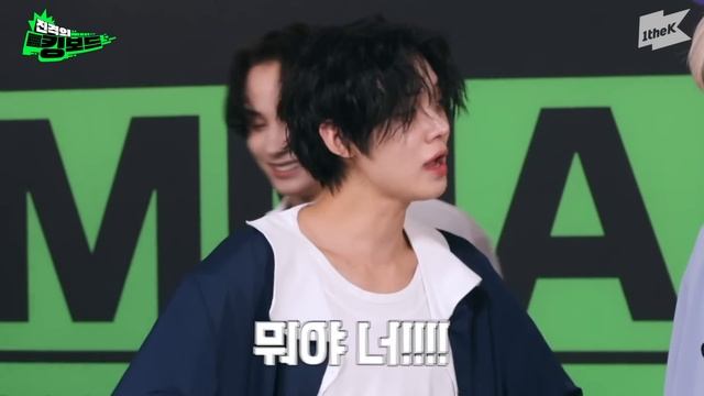 [MMA X 1theK] 반모는 거절당했지만 졸지에 귀염둥이ㅋ됨 | 투모로우바이투게더 | TXT | 진격의 킹보드 | KINGboard | @MMA2022 смотреть онлайн