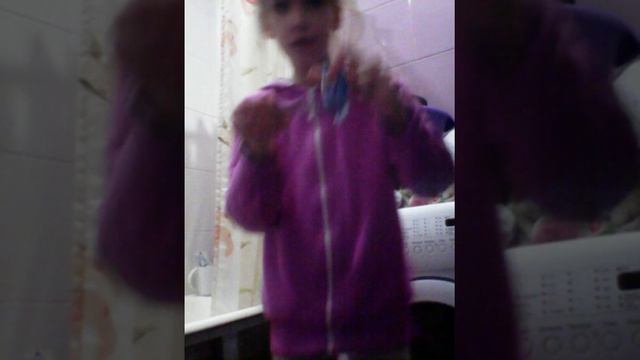 как сделать слайм лизун ! проверяю рецепт! БЕЗ ТЕТРАБОРАТА НАТРИЯ без пены для братья ! 😱 смотреть онлайн