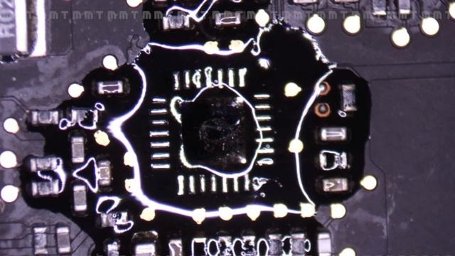 Replacing a bad U7100 (ISL6259) which got short by an after market battery || Mad Mac Tech смотреть онлайн