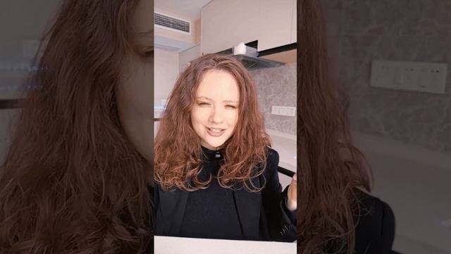 песня: Мот - Бумажный дом. Кавер. Штатив немного сошёл с ума в конце)) смотреть онлайн