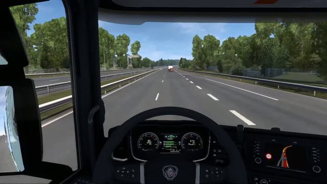 Beautiful road on a tractor,Scania R450 - Euro Track Simulator 2 смотреть онлайн