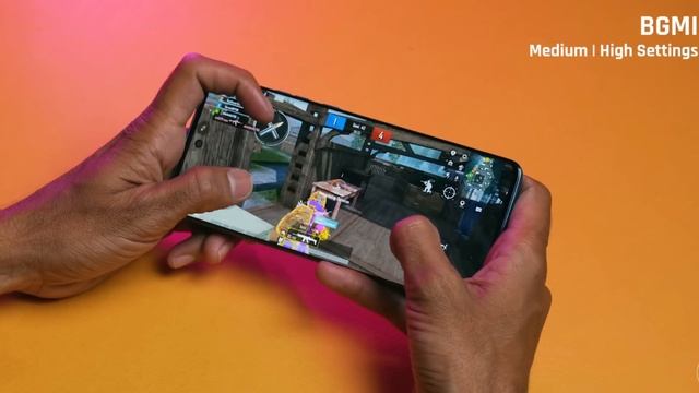 Motorola Edge 40 Neo vs Motorola Edge 40 | Moto Edge 40 Neo vs Moto Edge 40 BGMI & Camera Testing смотреть онлайн