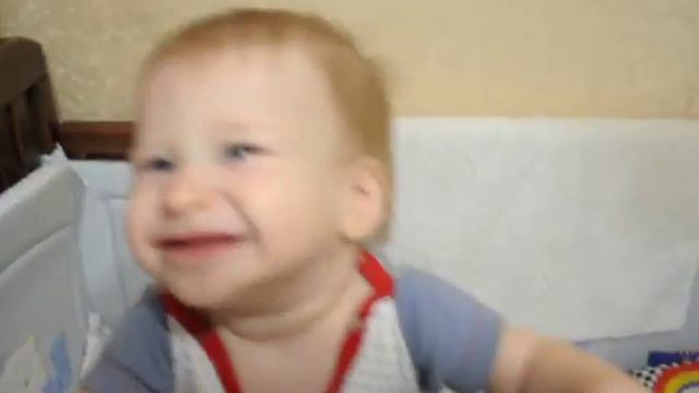 малыш хохотунчик смотреть онлайн