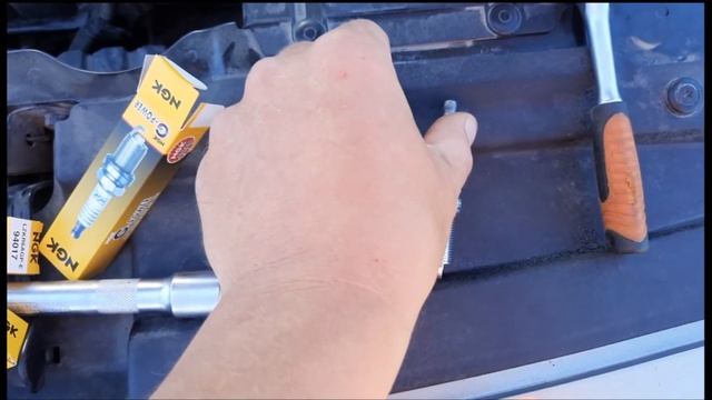 Свечи платина NGK на KIA CEED JD смотреть онлайн