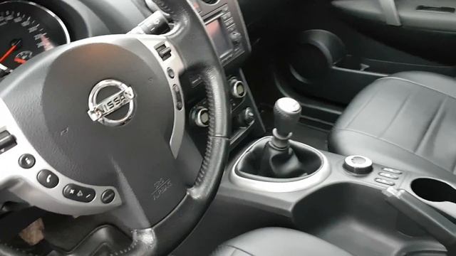 Nissan Qashqai +2 смотреть онлайн