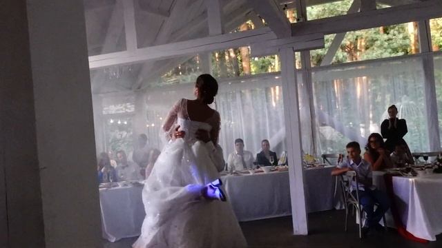 2022.08.28 Москва. Усадьба "Лесной берег". Свадебный танец Марии и Дениса. смотреть онлайн