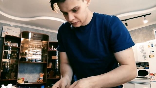 1 ДЕНЬ ИЗ МОЕЙ ЖИЗНИ.ЧАСТЬ 1. СЫРНИКИ ПП ИЗ ОБЕЗЖИРЕННОГО ТВОРОГА И САХ.ЗАМА. смотреть онлайн