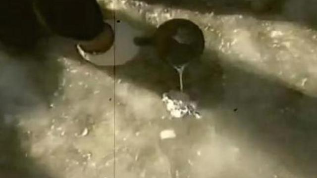 Пьет раскаленный свинец! смотреть онлайн