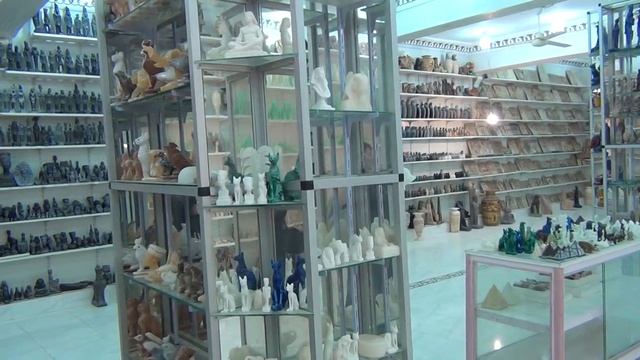 Египет. Магазин статуэток. Egypt. Shop of figurines. смотреть онлайн