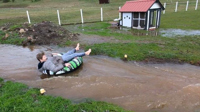 white water rapids in our yard... смотреть онлайн
