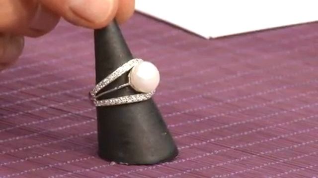 St. Leonhard 3-tlg. Set: Elegante Zirkon-Ohrstecker mit Perle & Anh. смотреть онлайн