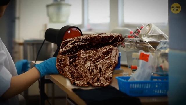 Man Finds a Rock More Valuable Than Gold смотреть онлайн