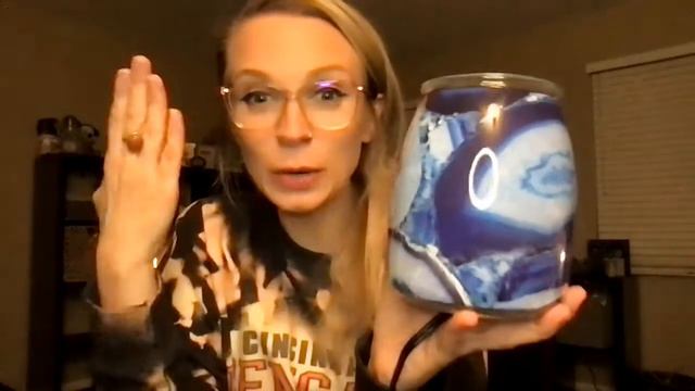 February 2022 Scent & Warmer of the Month смотреть онлайн
