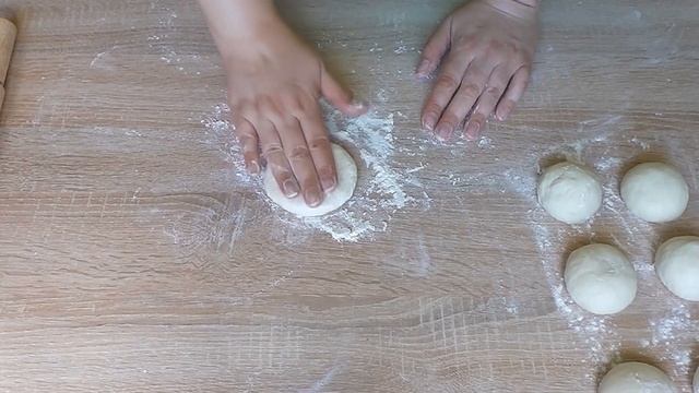 Лепешки с зеленью. Быстро, вкусно, бюджетно! смотреть онлайн