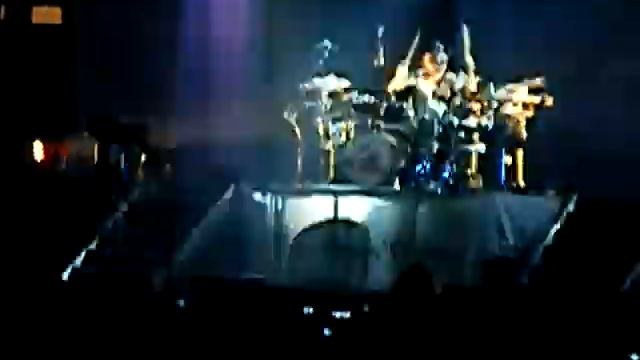 Neil Sanderson (Three Days Grace) drum solo! (1/15/10 - Peoria, IL) смотреть онлайн