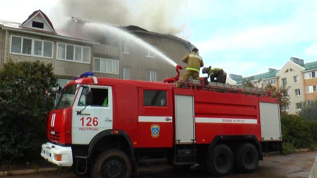 В поселке Осиновский села Пестрецы произошел пожар смотреть онлайн