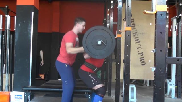 Приседания на лавку в касание смотреть онлайн