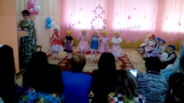 Танец "Мы веселые цыплята" (средняя группа) смотреть онлайн