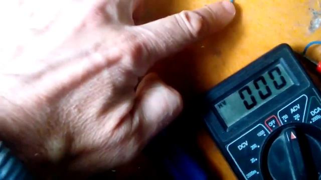 Как сделать развязку с сетью 220v, чтобы вас не ударило током, например при ремонте LED лампочек смотреть онлайн