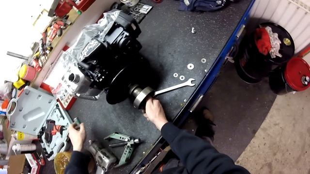 Briggs & Stratton 675 EX helyére 675 EXI смотреть онлайн