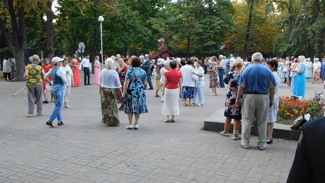 Счастье там счастье тут Парк БОРОДИНО В г КУРСКЕ тацы для пенсионеров смотреть онлайн