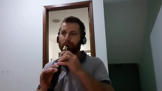 A Ele a Glória testando o mini sax смотреть онлайн