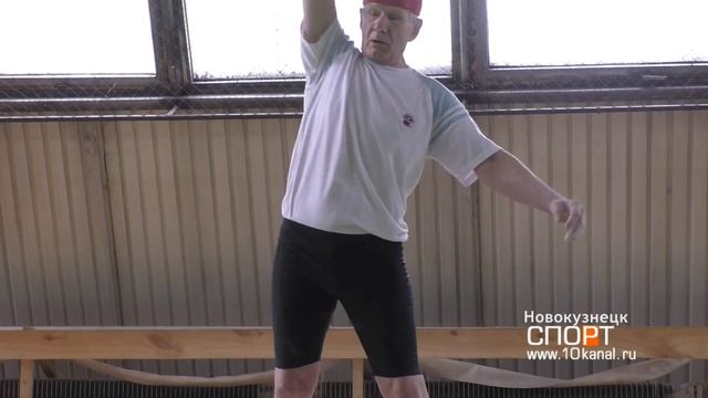 Армейский рывок: кто лучше всех справился с чугунными гирями? смотреть онлайн