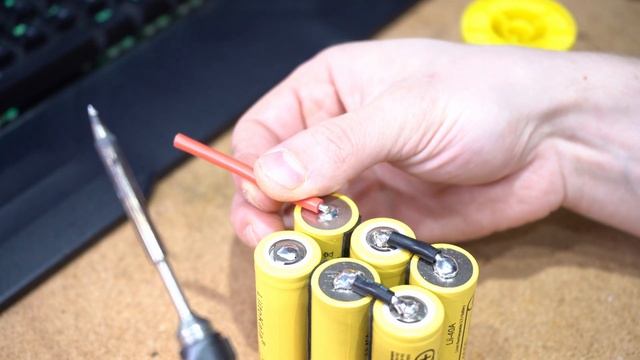 Собираем высокотоковые 6S Li ion батареи для дрона, на элементах 21700 LiitoKala смотреть онлайн
