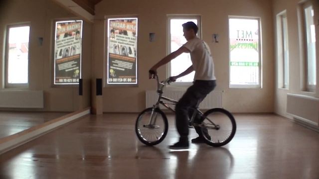 How to " Bar Spin Infinity Roll" aka Hurricane смотреть онлайн