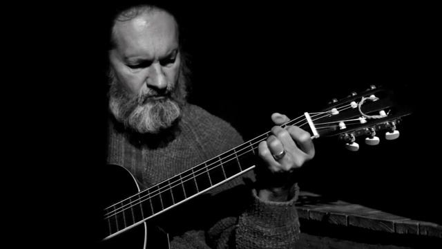 Fernando Sor Op.35 No.22 on my €60 Lidl guitar with a hooley blowing outside. смотреть онлайн