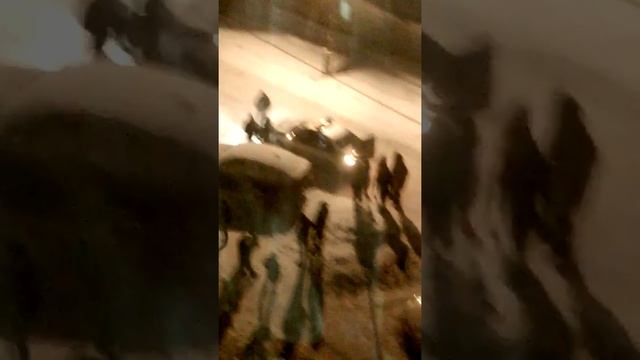 (2 часть) пьяный мужик разбил 2 машины смотреть онлайн