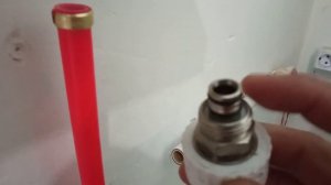 Как Установить обжимной соединитель на трубу теплого пола